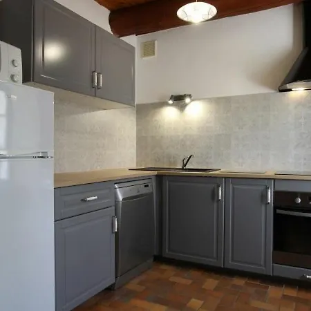 Saint-hostien, 3 Pieces, 5 Personnes - Fr-1-582-276 بيت للعطل Saint-Hostien